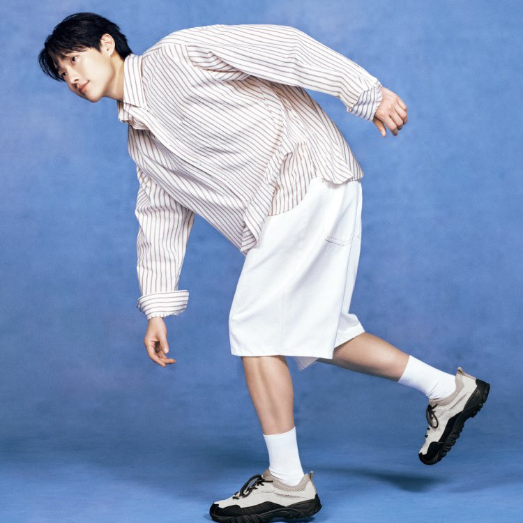 Behind-the-scenes cut of WOODZ