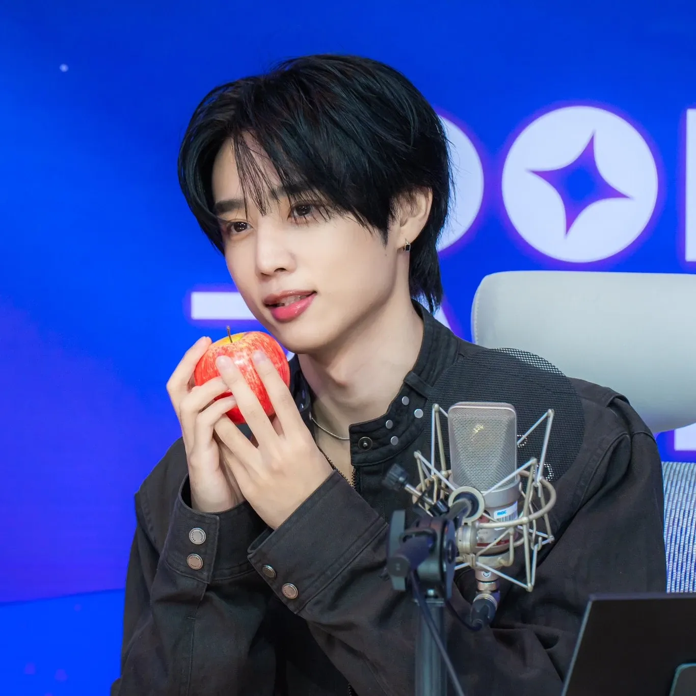 Behind-the-scenes cut of Sunwoo (THE BOYZ)