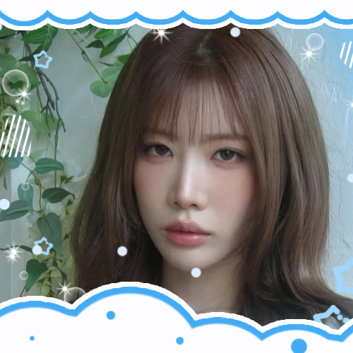 Recent activity shot of Kim Lip (ARTMS)