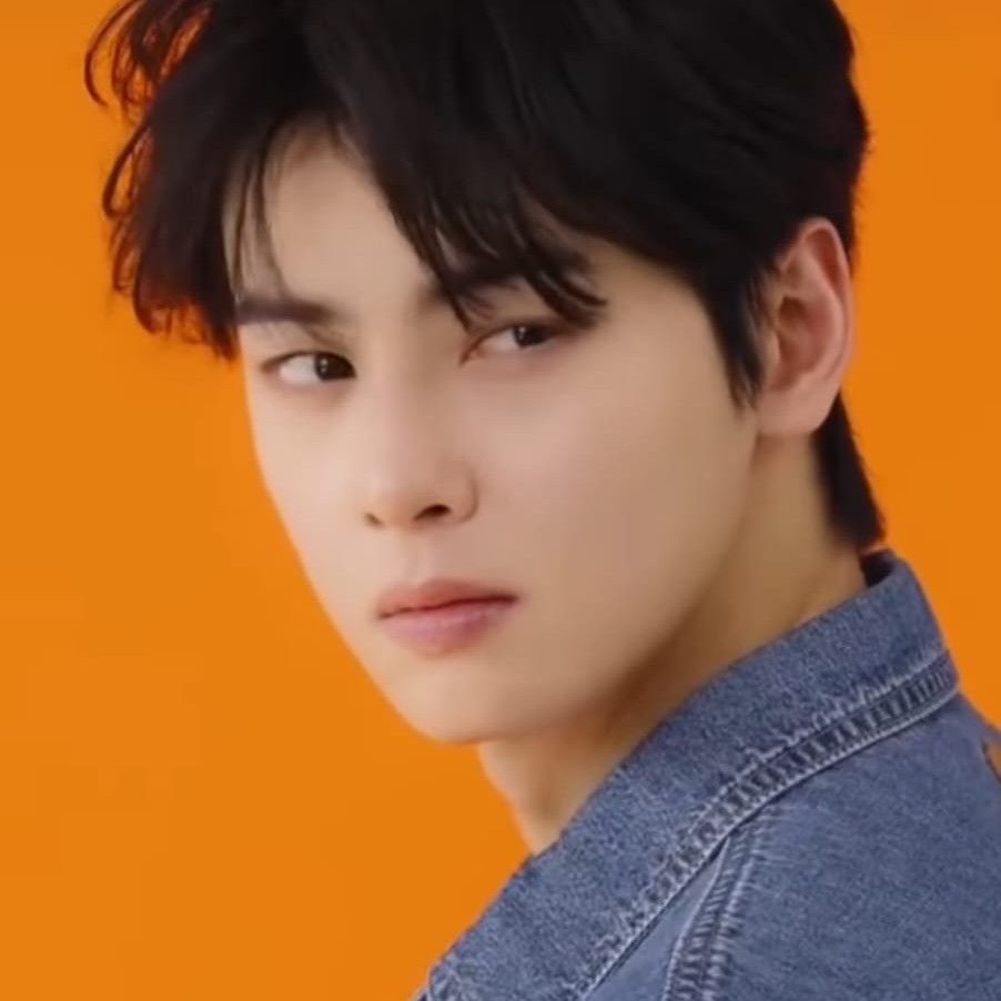 Recent activity shot of Eunwoo (ASTRO)