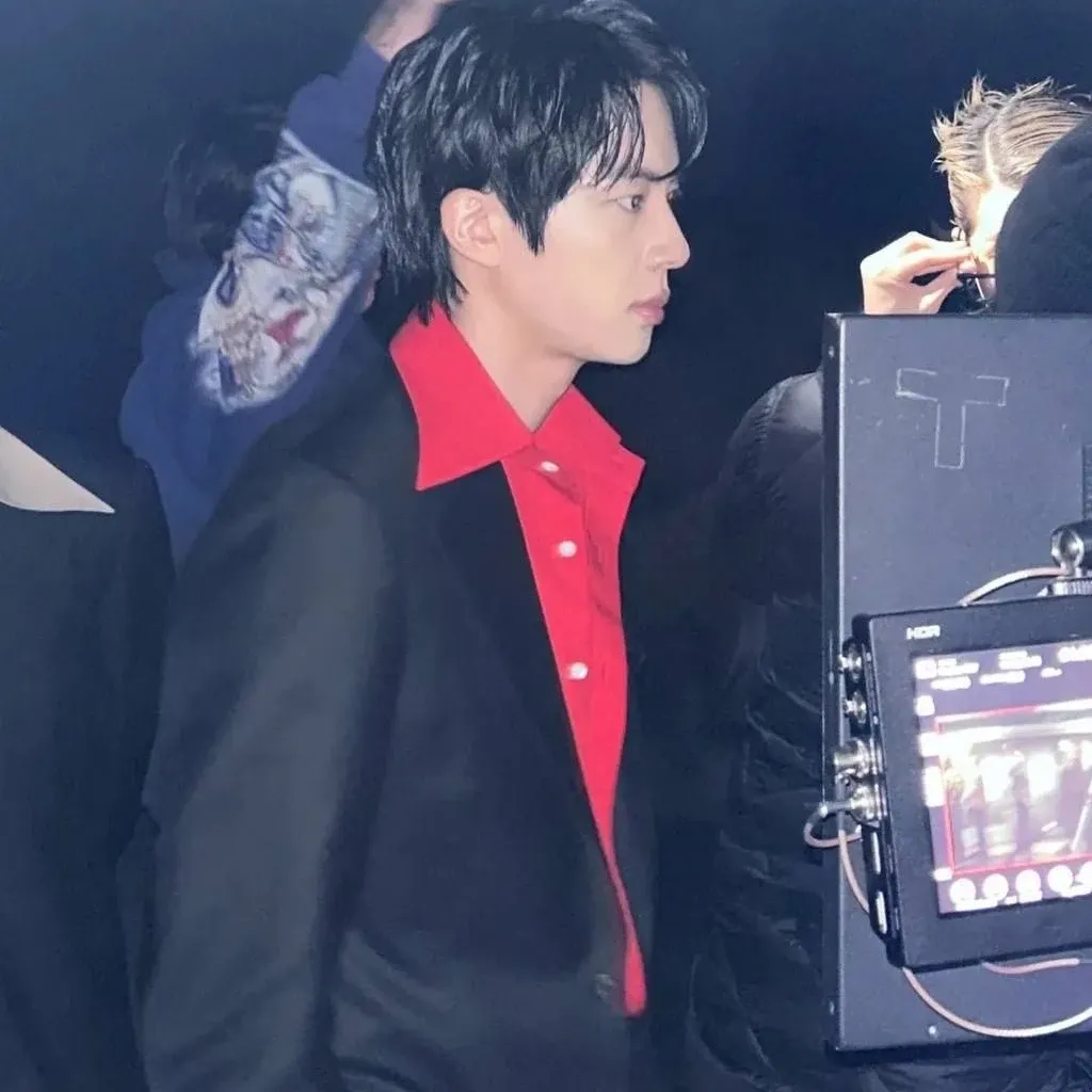 Foto terbaru Jin (BTS)