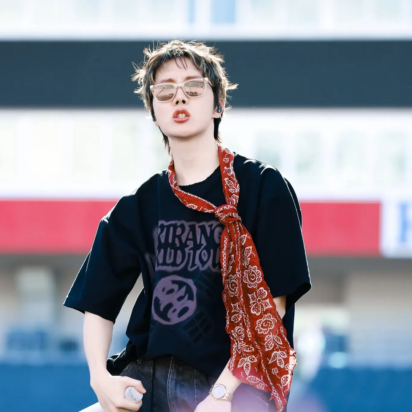 Momen yang diabadikan oleh penggemar j-hope (BTS)