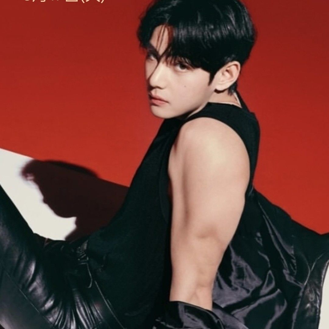 뷔 (방탄소년단) 최근 활동샷