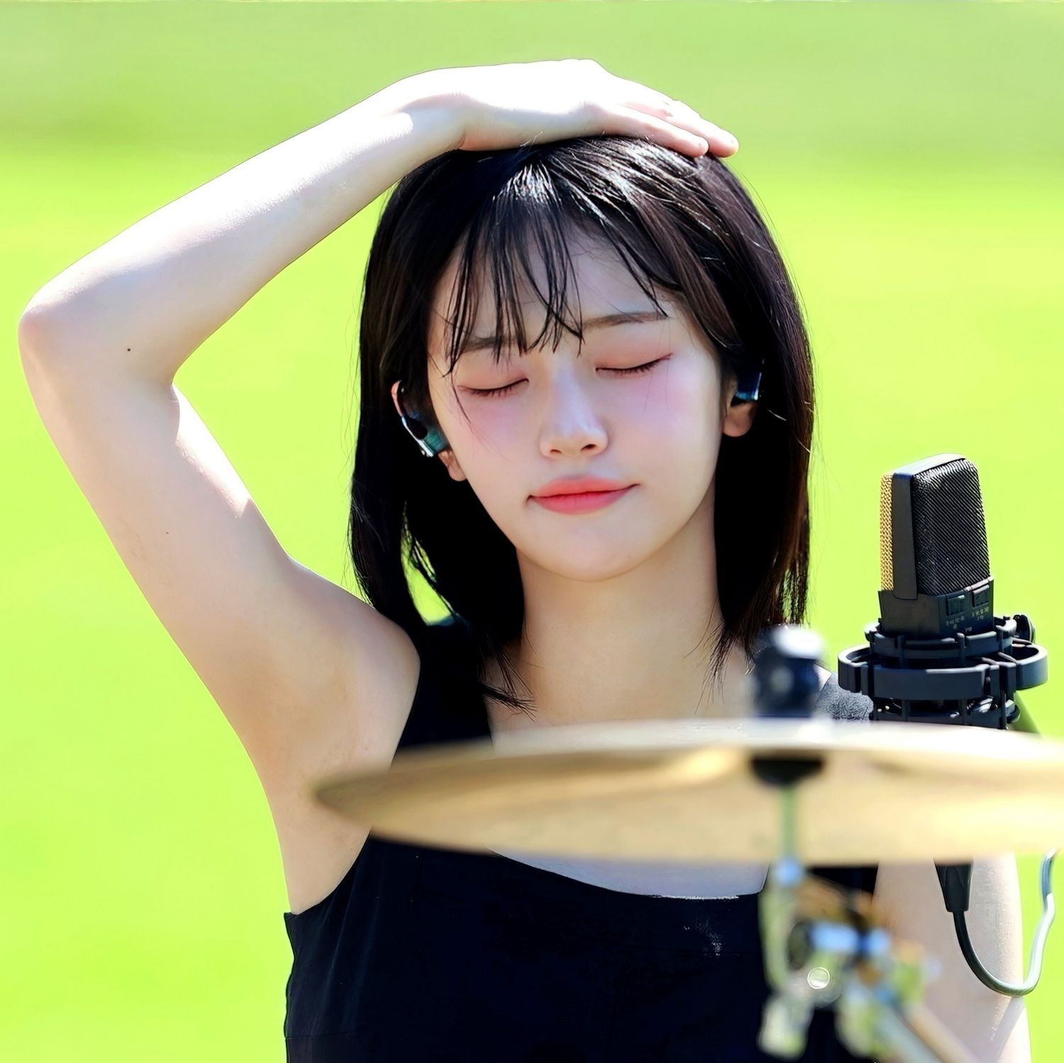 Recent activity shot of QWER