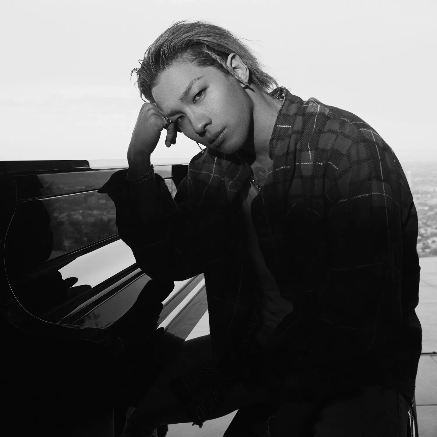 Latest photo of Taeyang (BIGBANG)