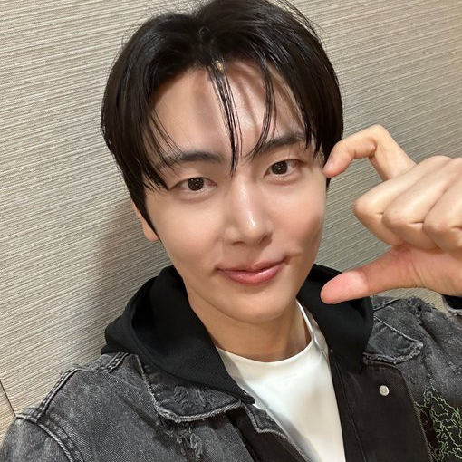 SF9 ジェユン ファンダムコミュニティ │ KPOP人気No.1アプリ 最愛ドル