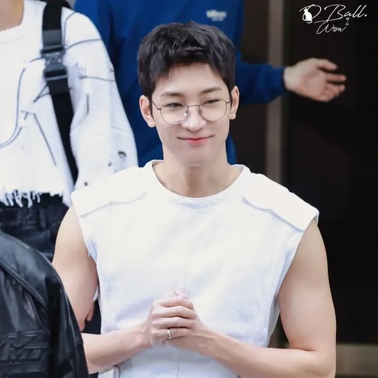 Latest photo of Wonwoo (SEVENTEEN)