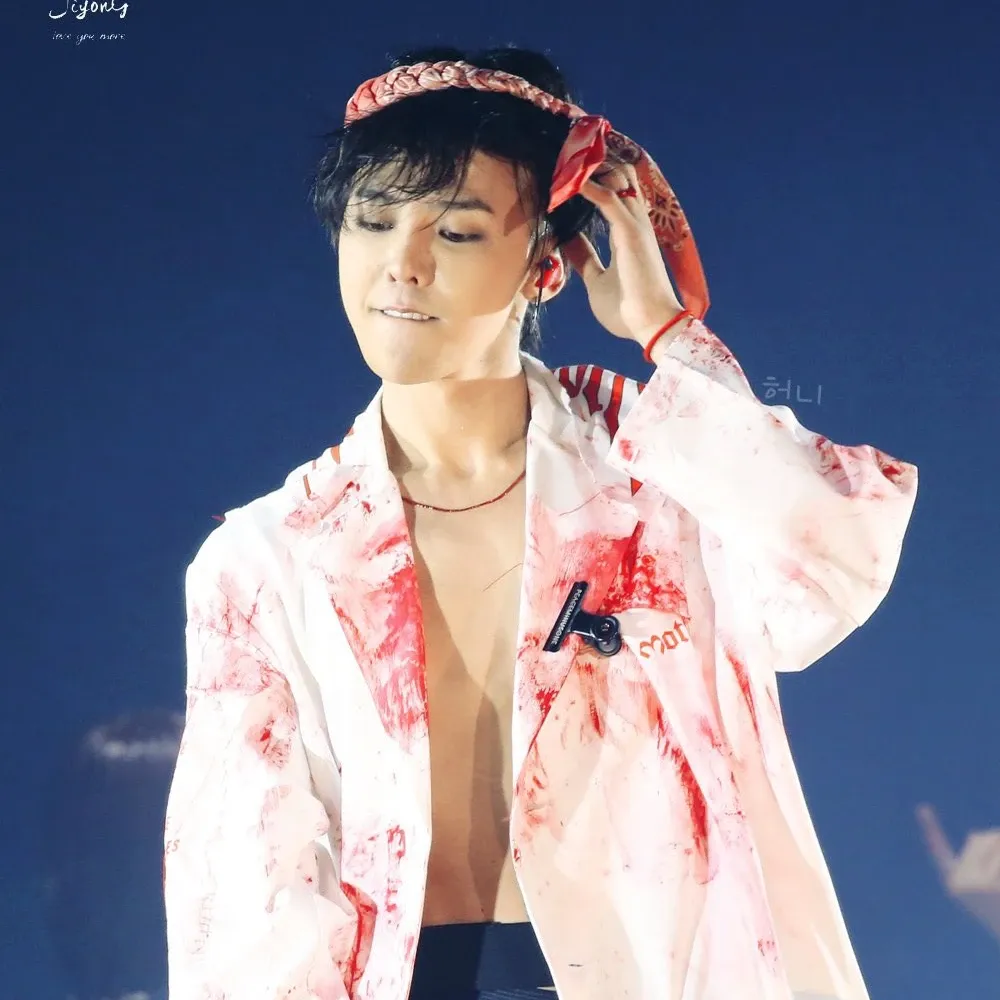 Recent activity shot of G-DRAGON (BIGBANG)