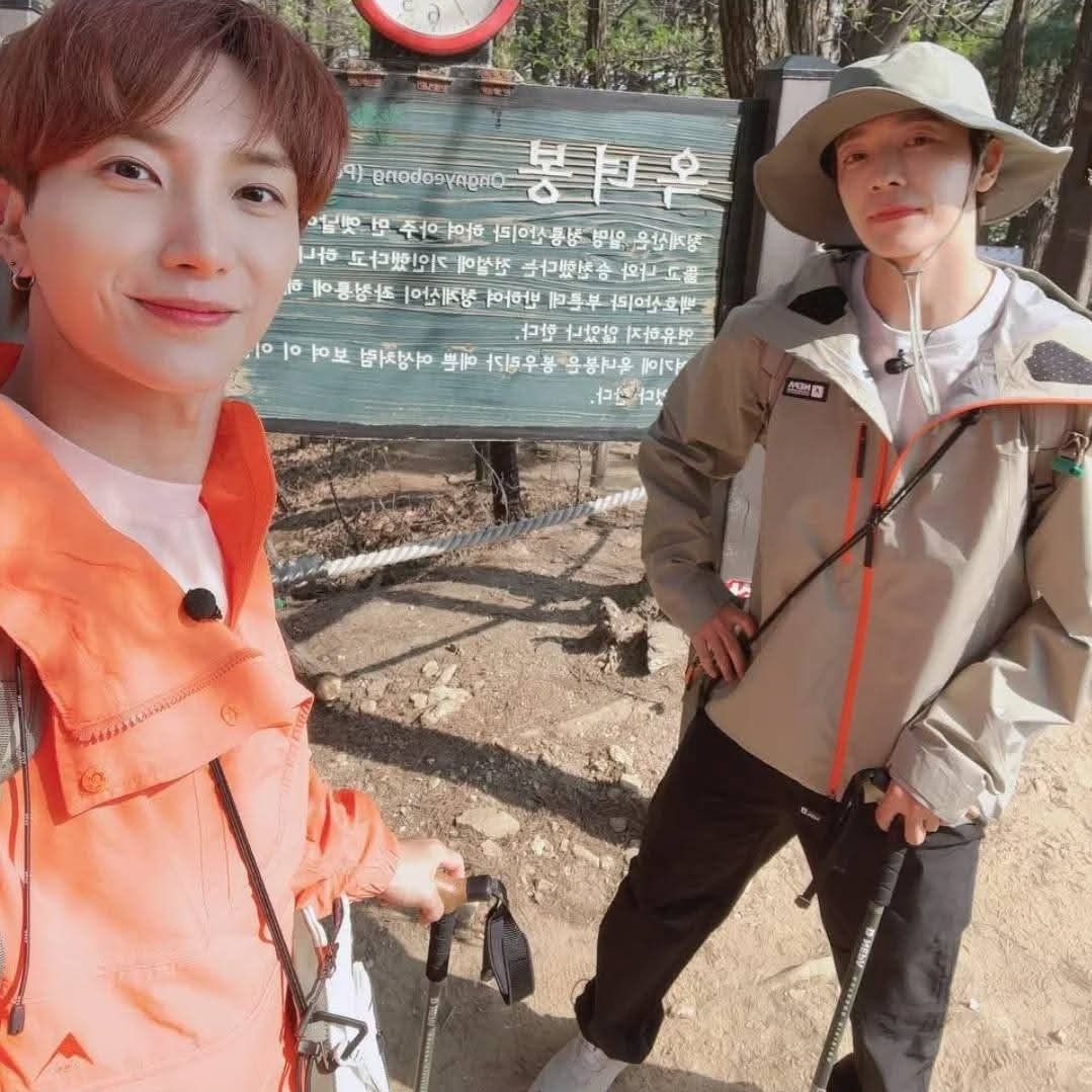 Behind-the-scenes cut of Leeteuk (Super Junior)