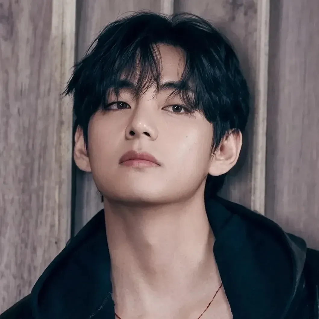 뷔 (방탄소년단)의 비하인드 컷