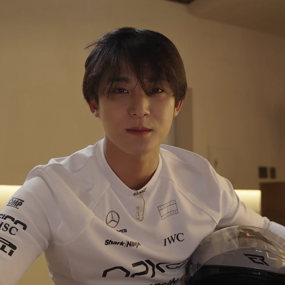 A moment captured by Mingyu (SEVENTEEN)'s fan