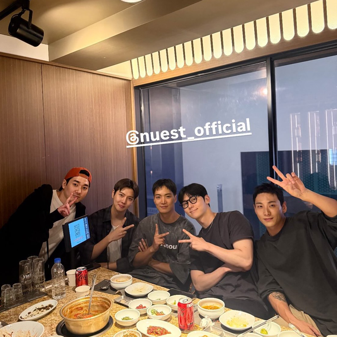 A moment captured by NU'EST's fan