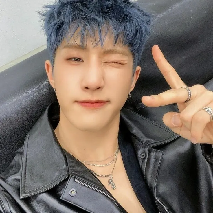 A moment captured by Jinjin (ASTRO)'s fan