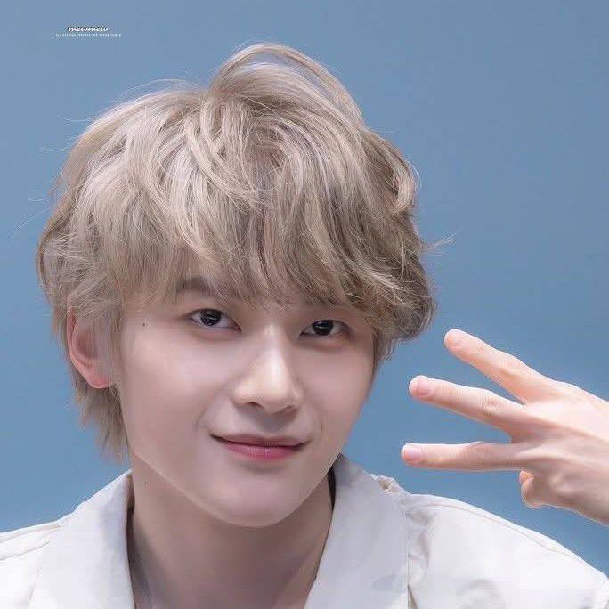 A moment captured by Seok Matthew (ZEROBASEONE)'s fan