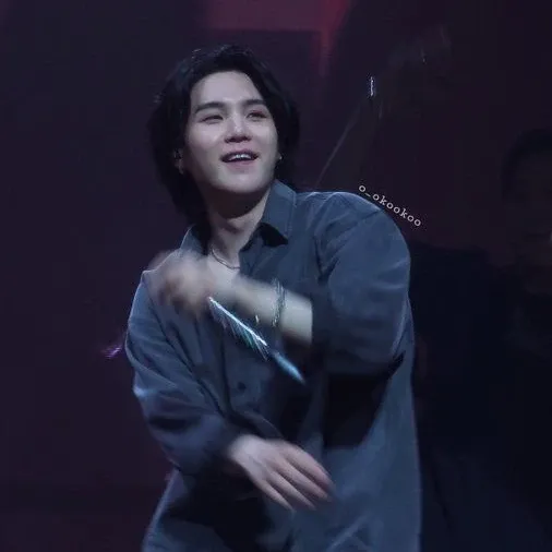 슈가 (방탄소년단) 최근 활동샷