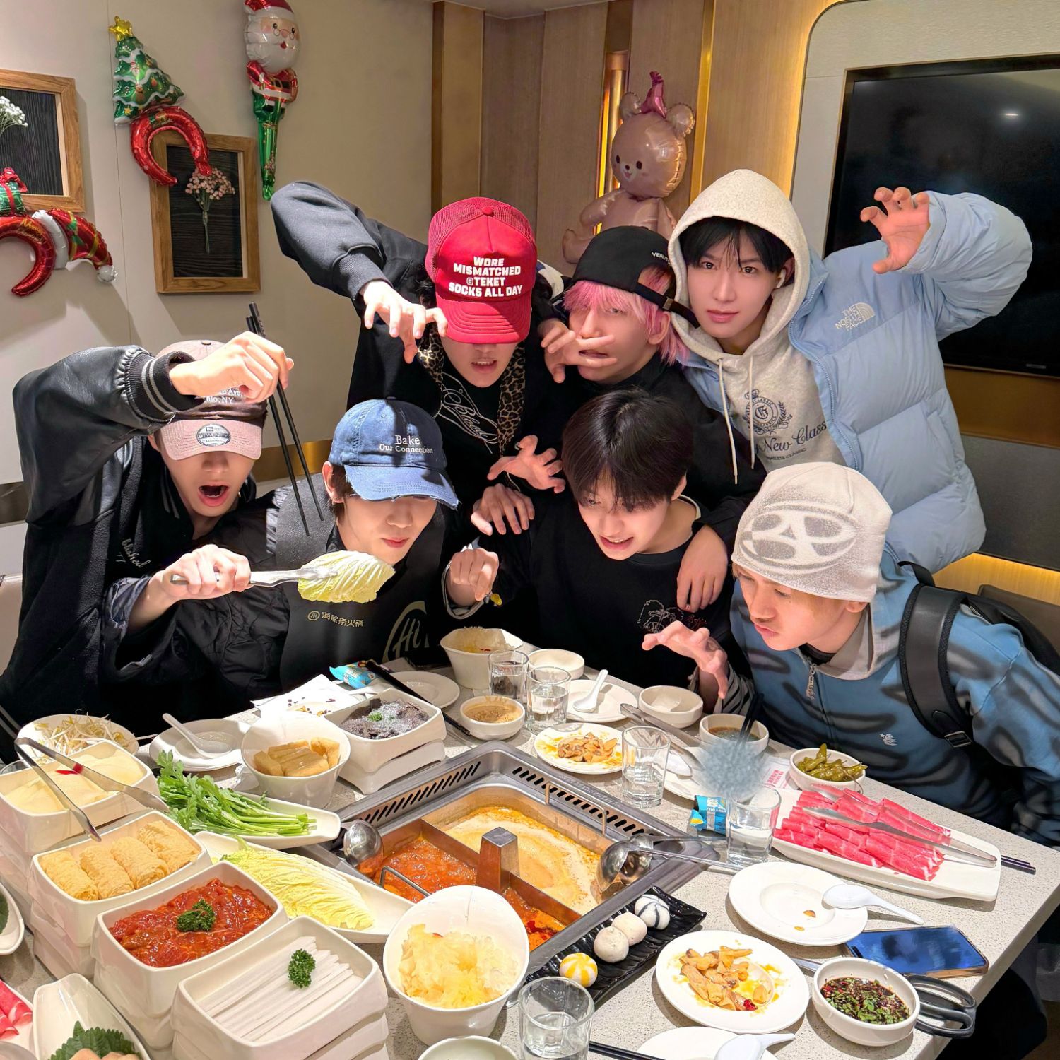 Behind-the-scenes cut of MODYSSEY