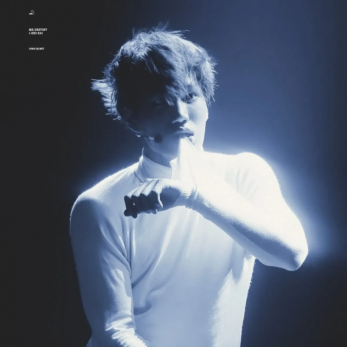 Momen yang diabadikan oleh penggemar Kai (EXO)