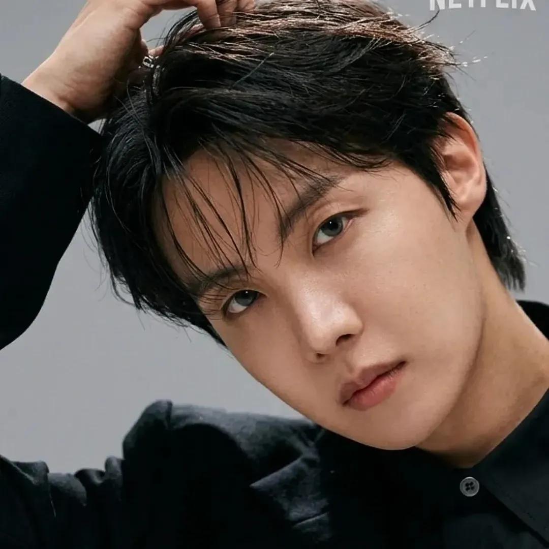 J-hope (防彈少年團)的幕後花絮