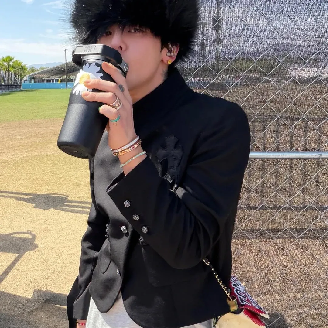 Recent activity shot of G-DRAGON (BIGBANG)