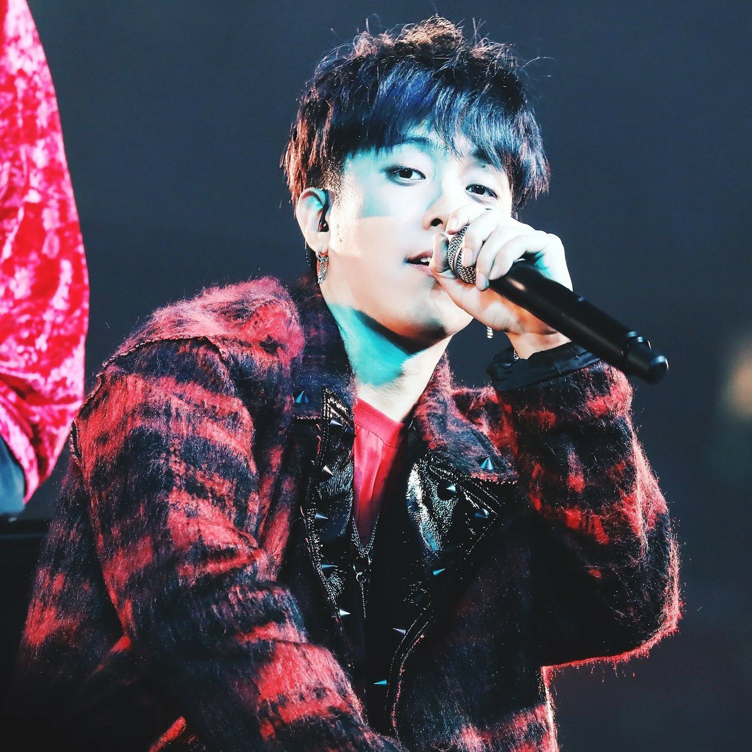 Recent activity shot of Eun Jiwon (SECHSKIES)