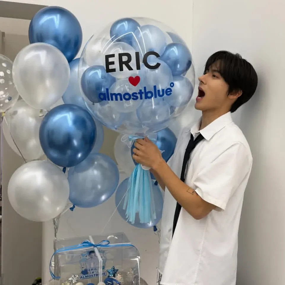 Behind-the-scenes cut of Eric (THE BOYZ)