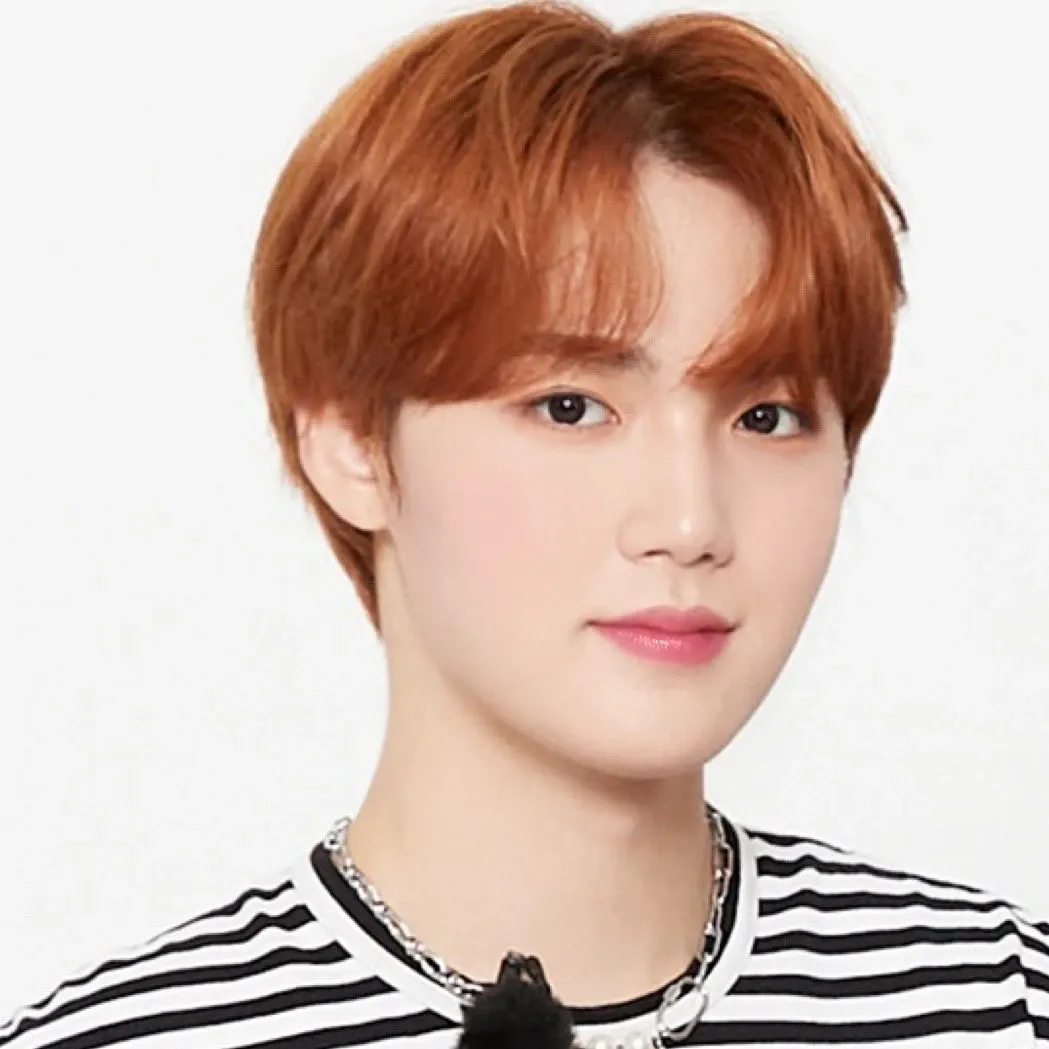 A moment captured by Doyoung (TREASURE)'s fan