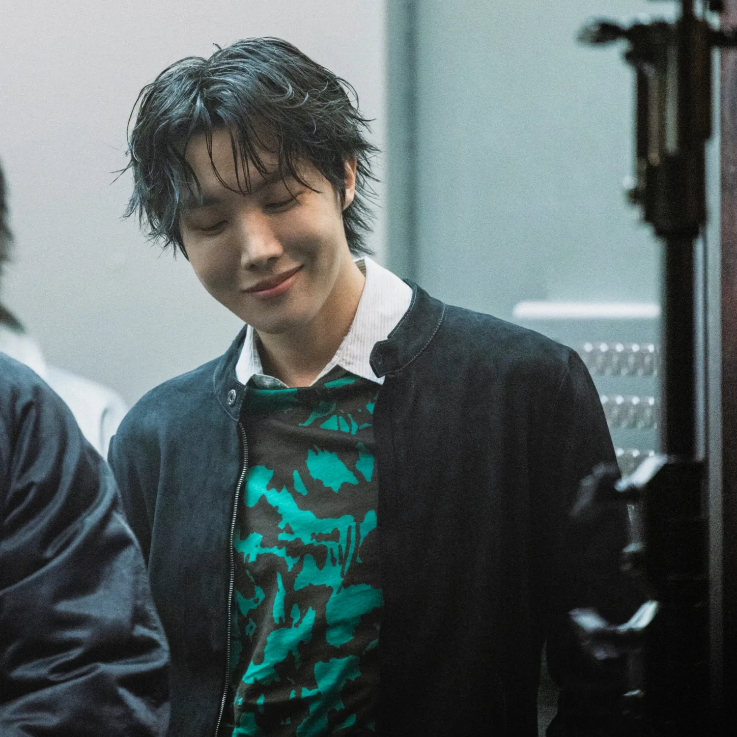 Foto aktivitas terbaru j-hope (BTS)