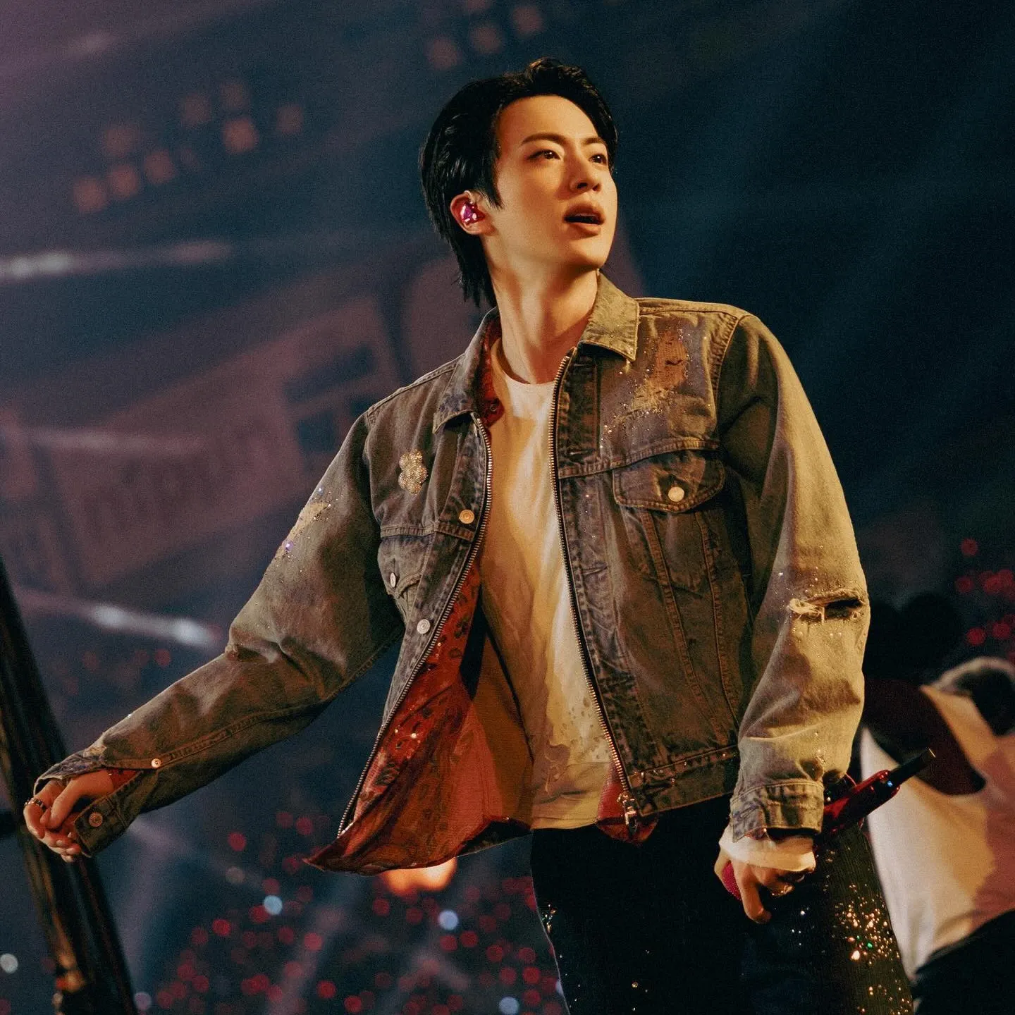 진 (방탄소년단)의 최신 사진