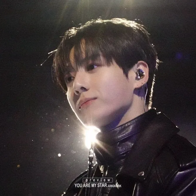 정국 (방탄소년단) 최근 활동샷