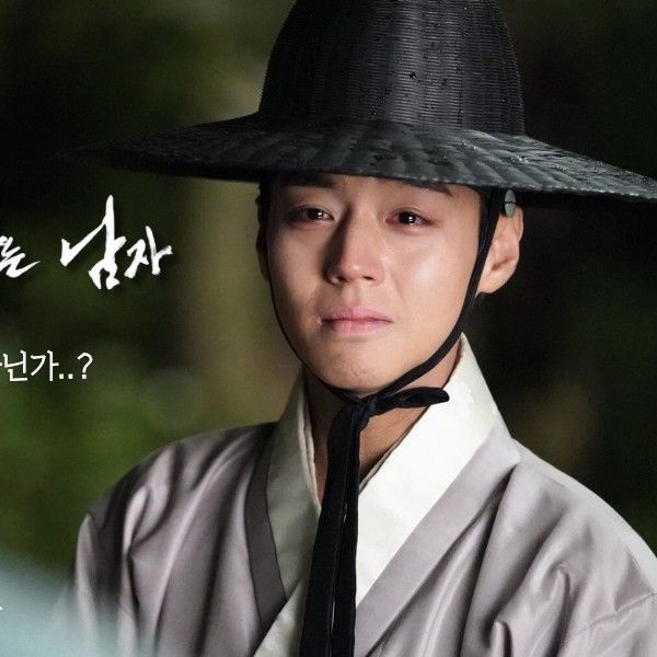 朴志訓的最新活動照片