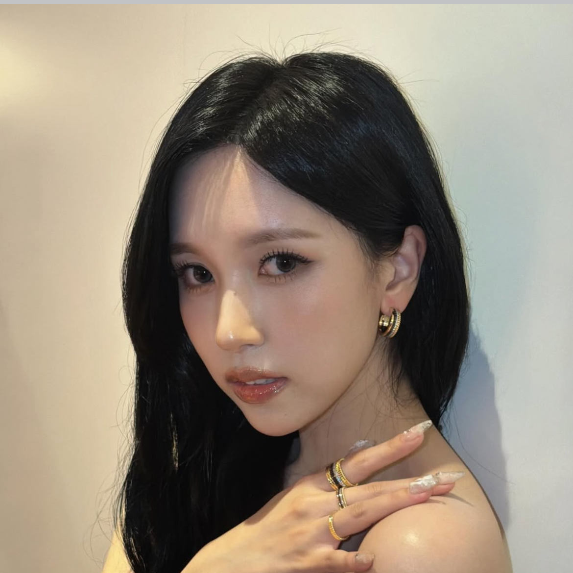 Latest photo of Mina (TWICE)