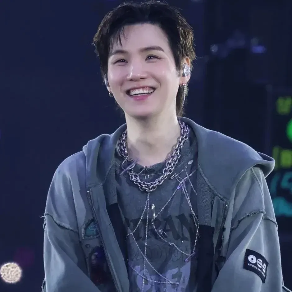 슈가 (방탄소년단) 최근 활동샷