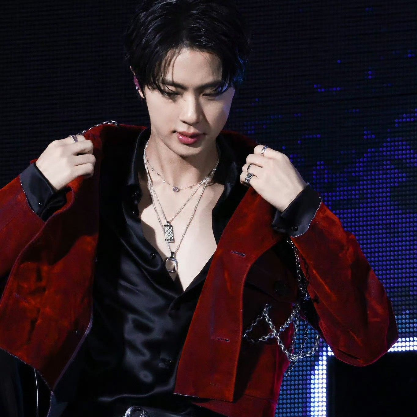 진 (방탄소년단) 최근 활동샷