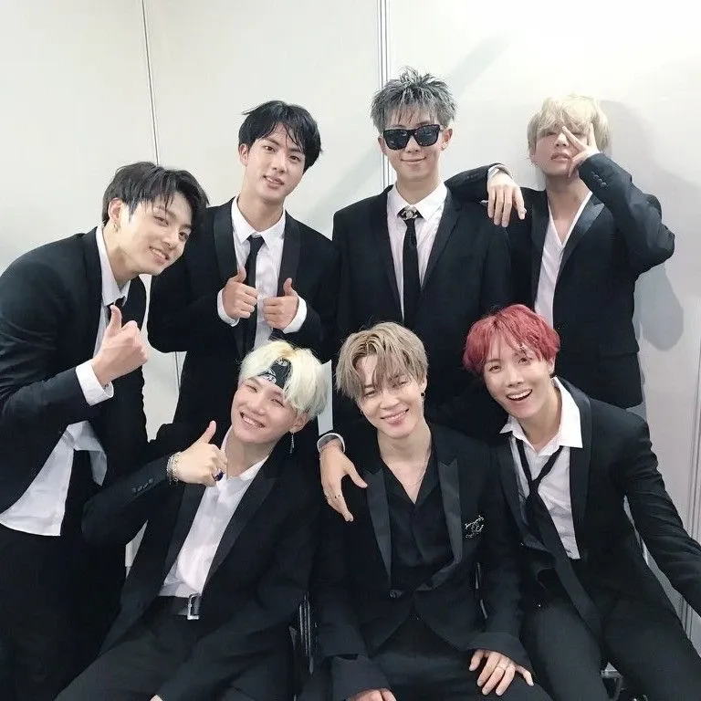 Behind-the-scenes cut of BTS