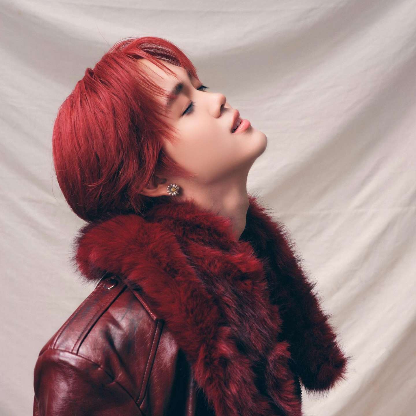 Behind-the-scenes cut of THI-O (NexT1DE)