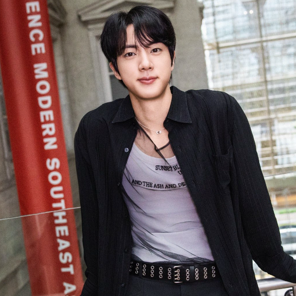 진 (방탄소년단) 최근 활동샷