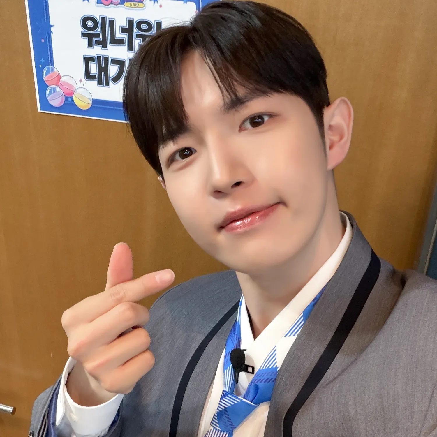 Foto aktivitas terbaru Kim Jaehwan