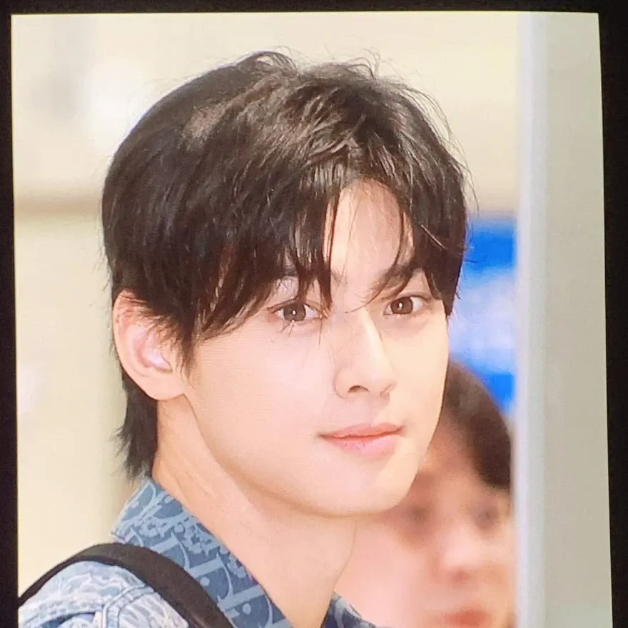 Latest photo of Eunwoo (ASTRO)