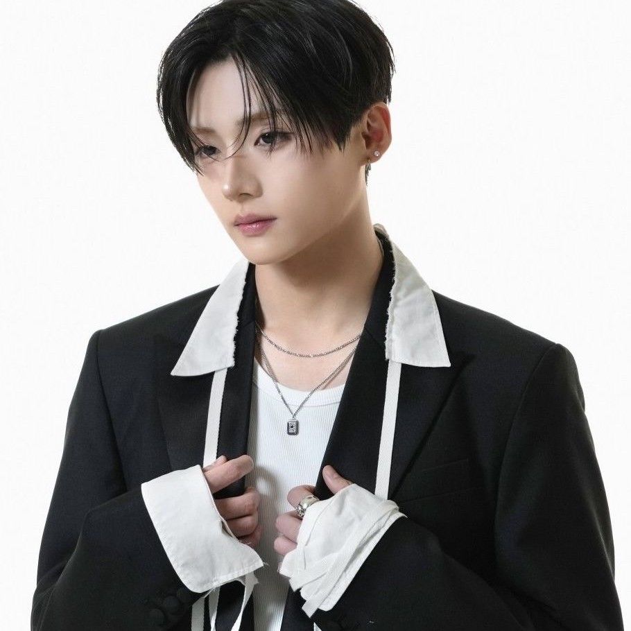 Momen yang diabadikan oleh penggemar Lee Sangwon (ALPHA DRIVE ONE)