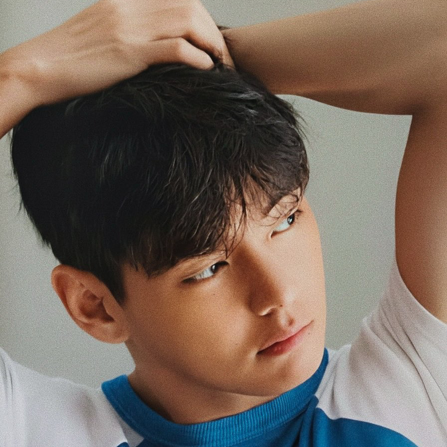 Today’s hot picks from the 방탄소년단 community