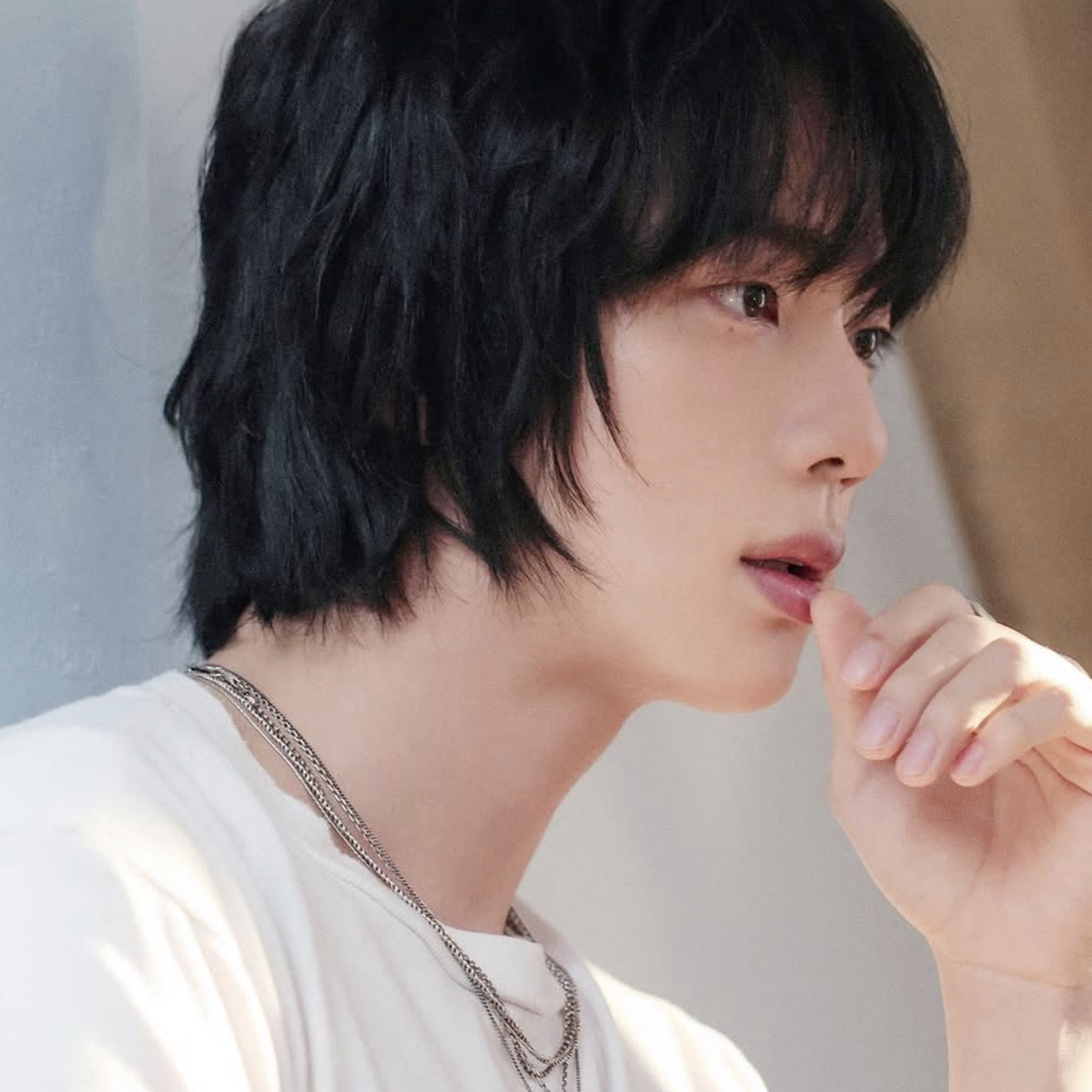 진 (방탄소년단) 최근 활동샷