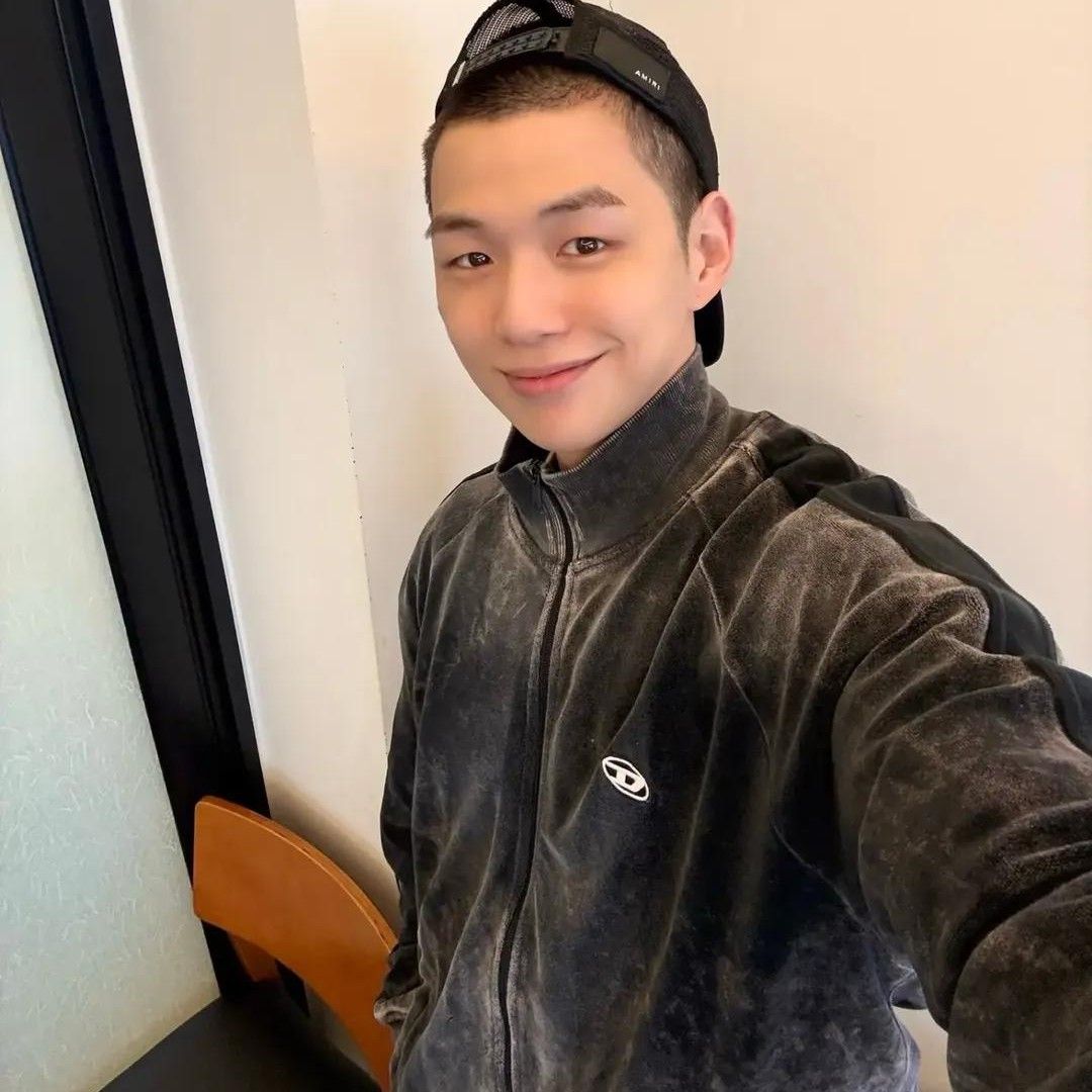 Behind-the-scenes cut of Kang Daniel