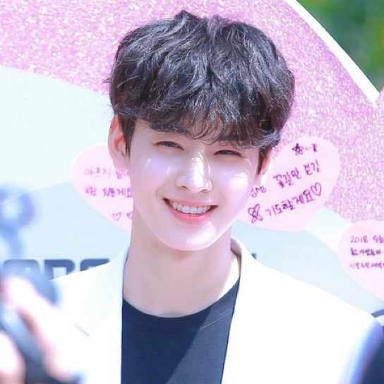 Behind-the-scenes cut of Eunwoo (ASTRO)