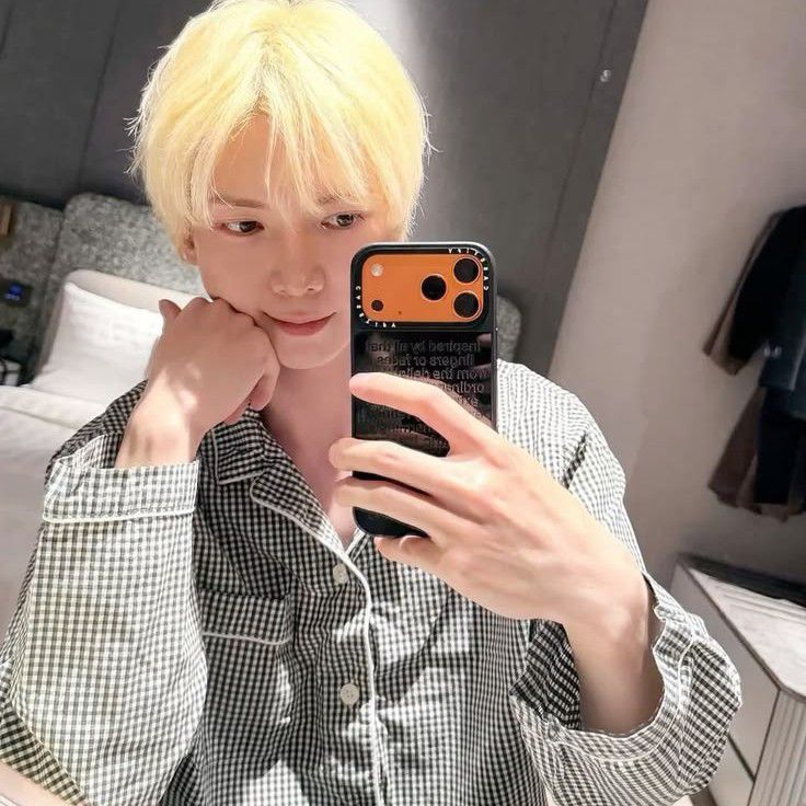 에이티즈 최근 활동샷