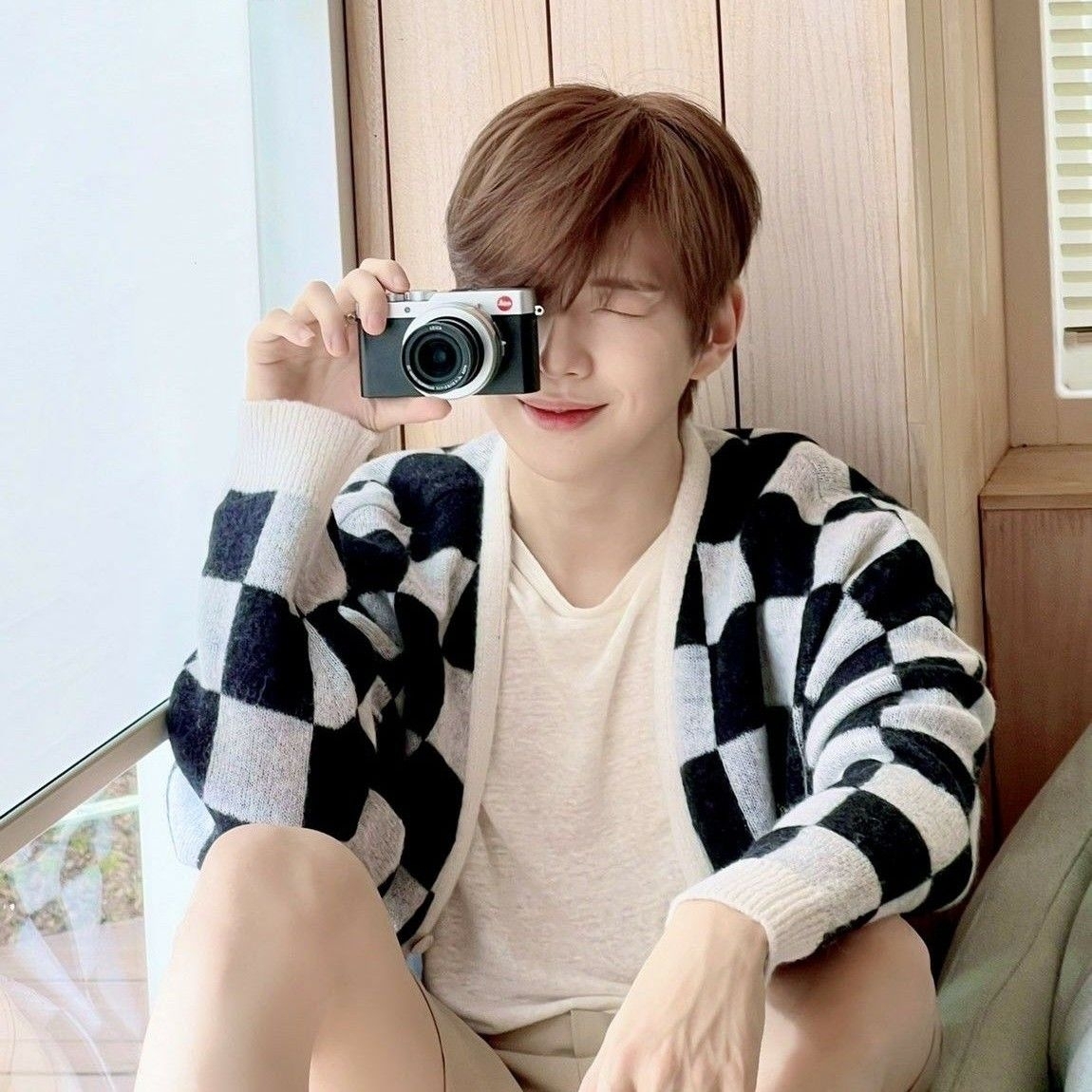 Foto aktivitas terbaru Kang Daniel