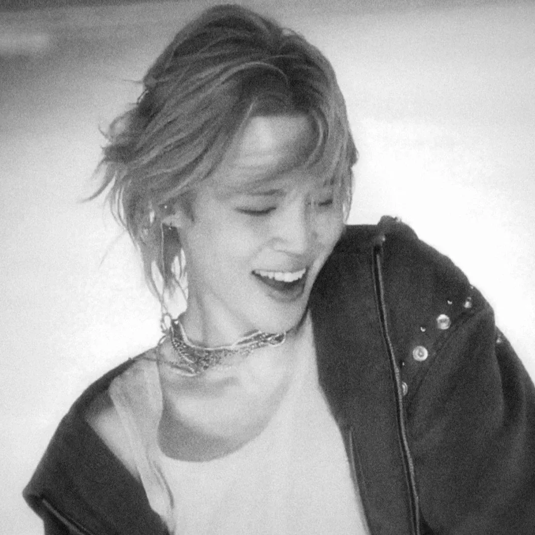 A moment captured by Jimin (BTS)'s fan