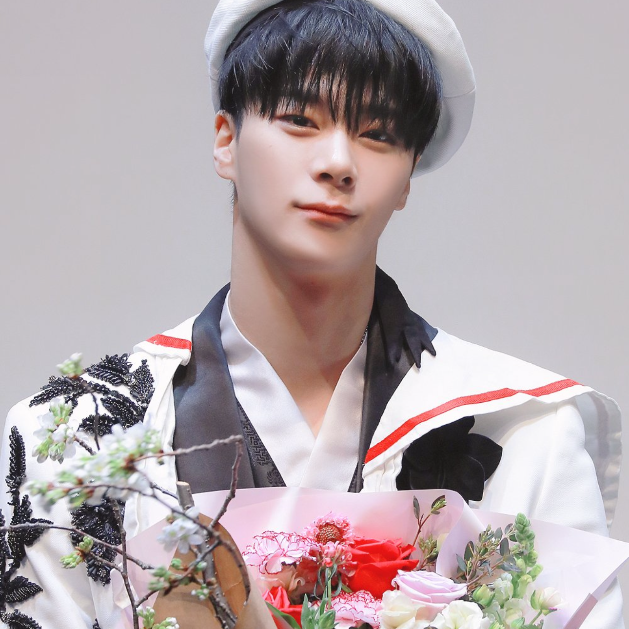 Latest photo of Moonbin (ASTRO)