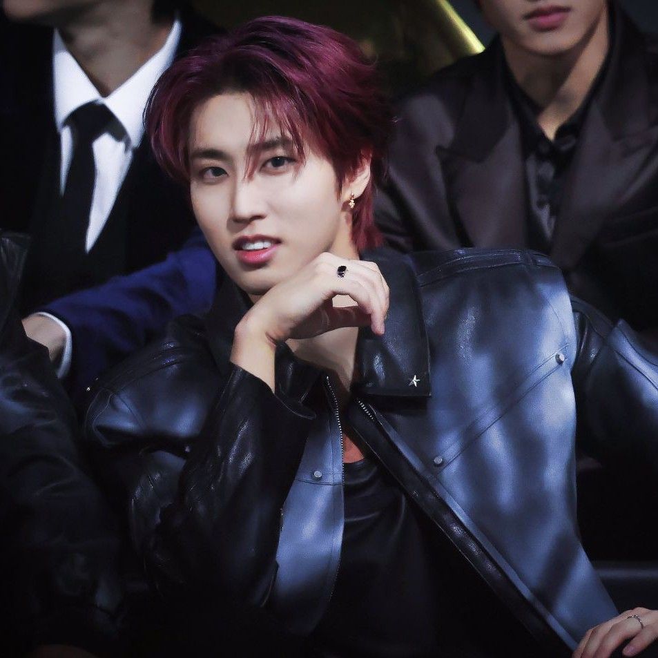 Latest photo of HAN (Stray Kids)