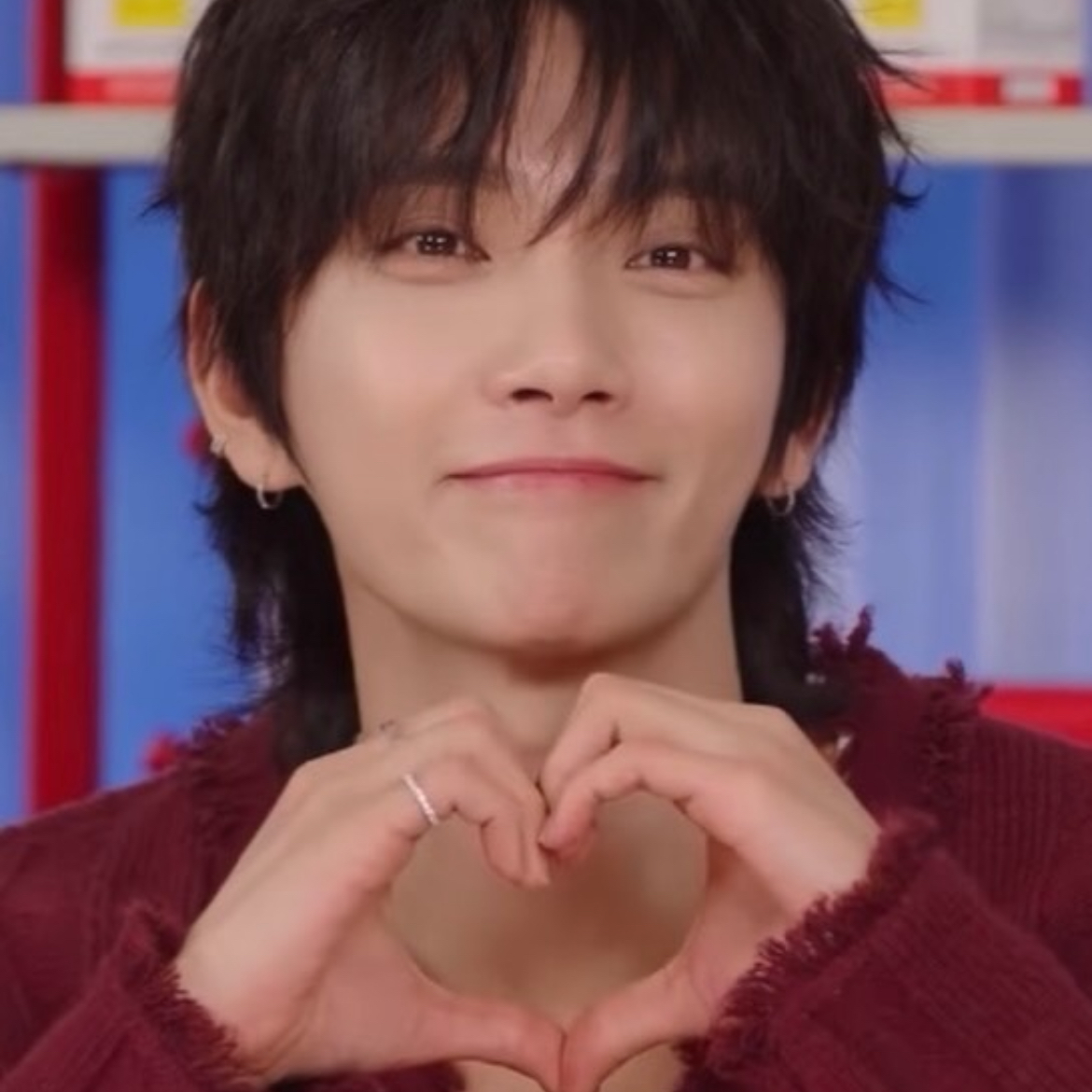 Behind-the-scenes cut of Joshua (SEVENTEEN)