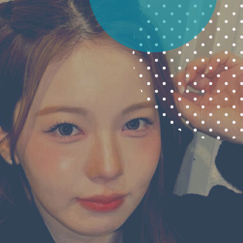 Recent activity shot of Ayaka (NiziU)